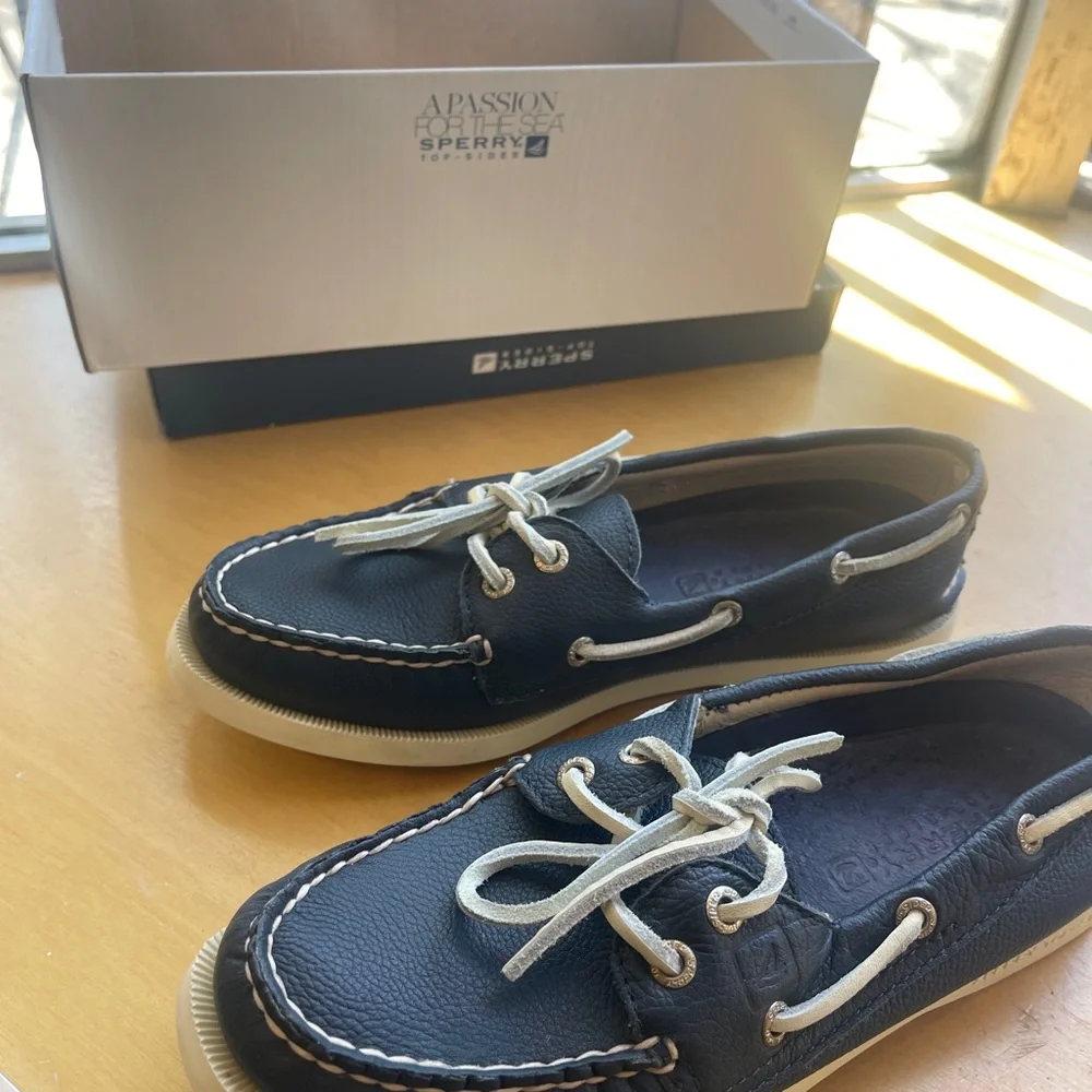 Sperry new box